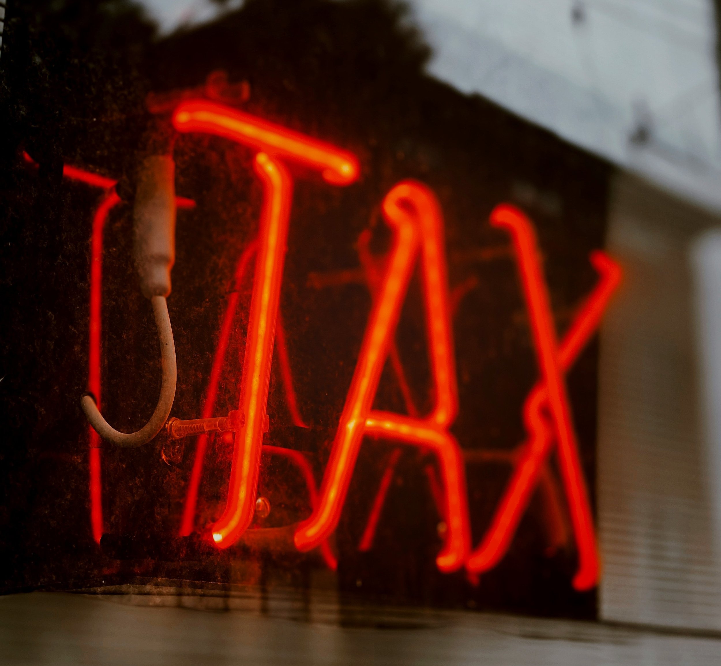 When to Act and When to Wait: Timing Decisions in Tax Resolution and the Signals That Actually Matter