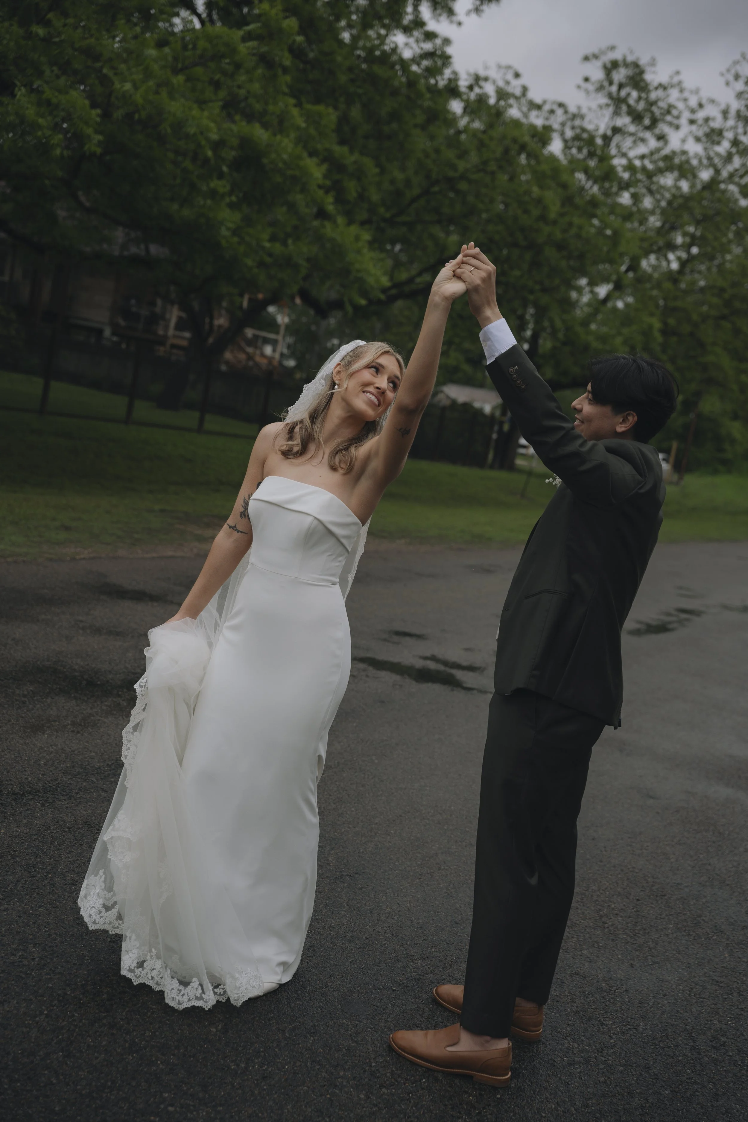 Rainy wedding at spinellis wedding venue.jpg