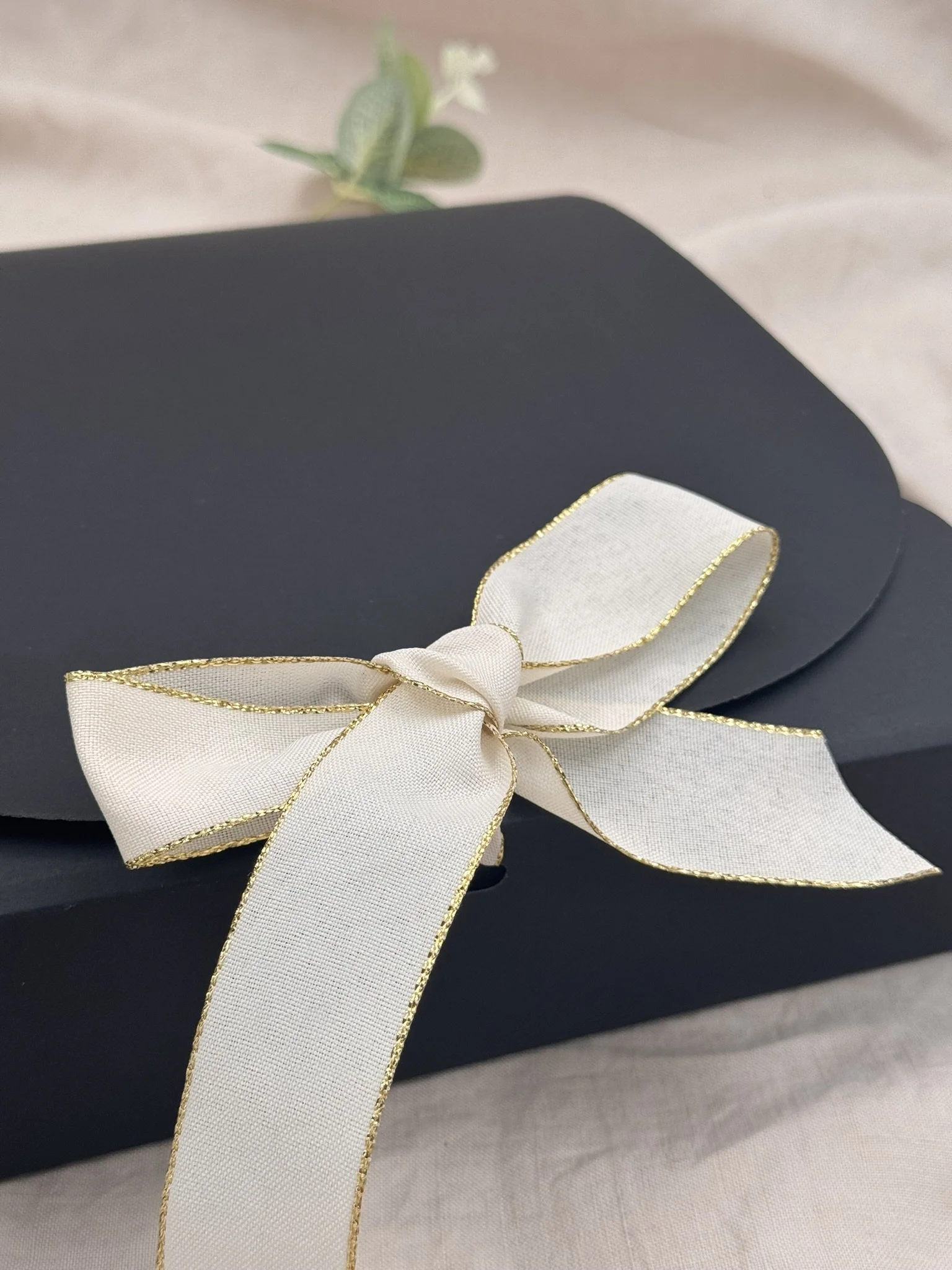 Box - The Little Things - Close up.JPEG
