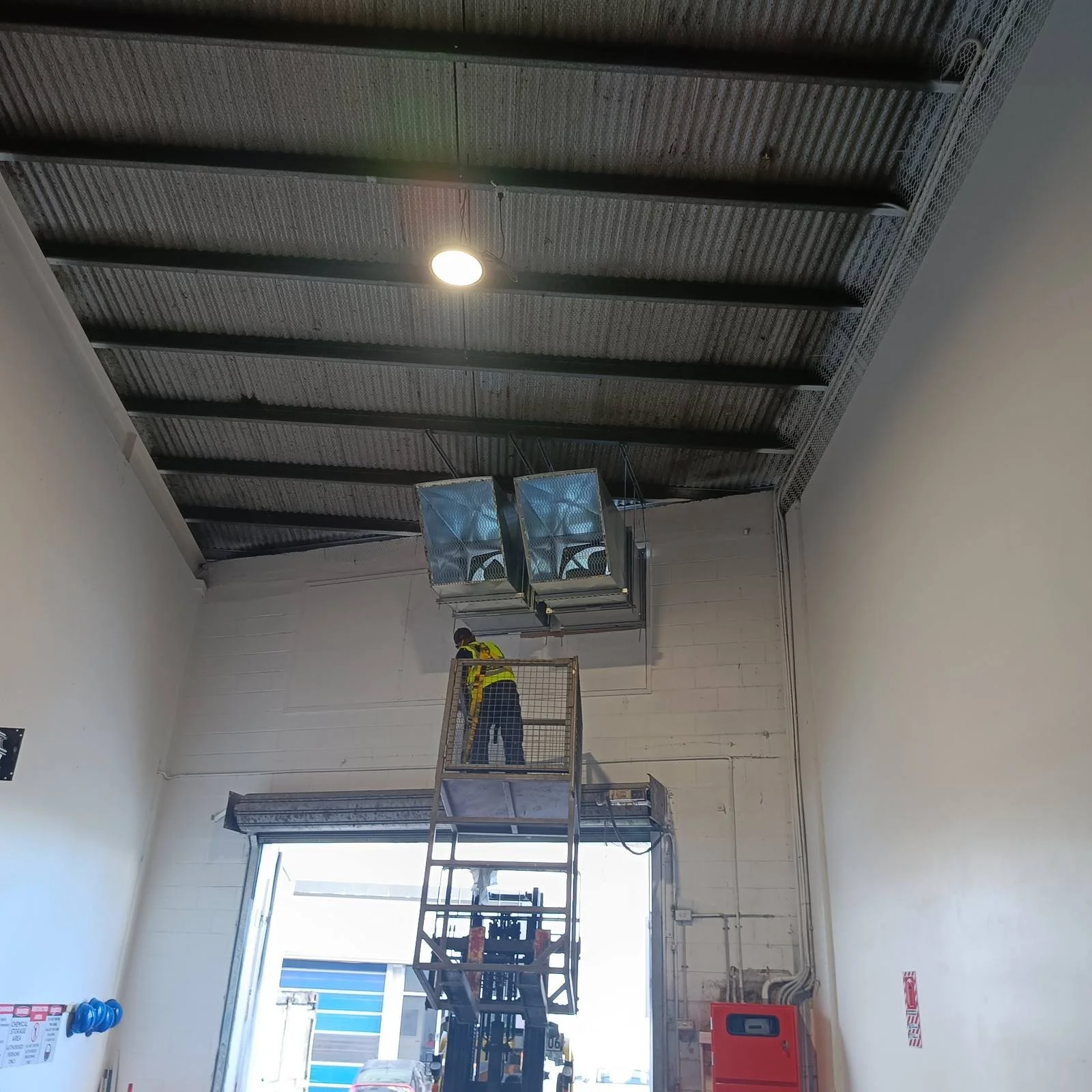 How Industrial Lighting Solutions Cut Energy Use in Fiji Factories