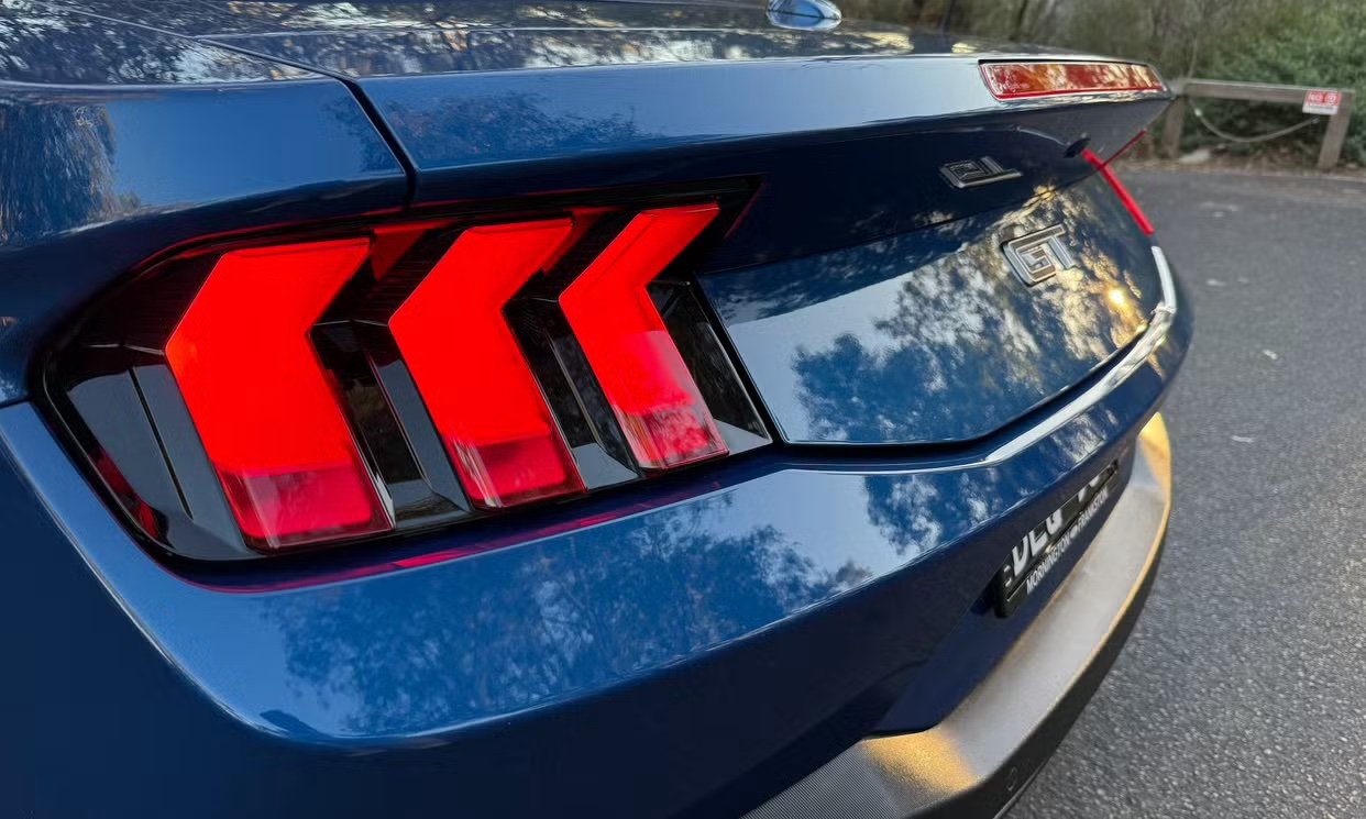 Ford MUSTANG 2024 7 copy.jpg