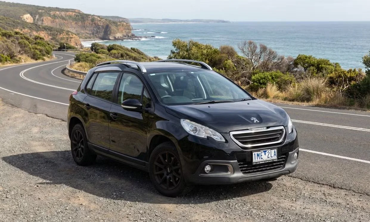 Peugeot 2008 2015.jpg