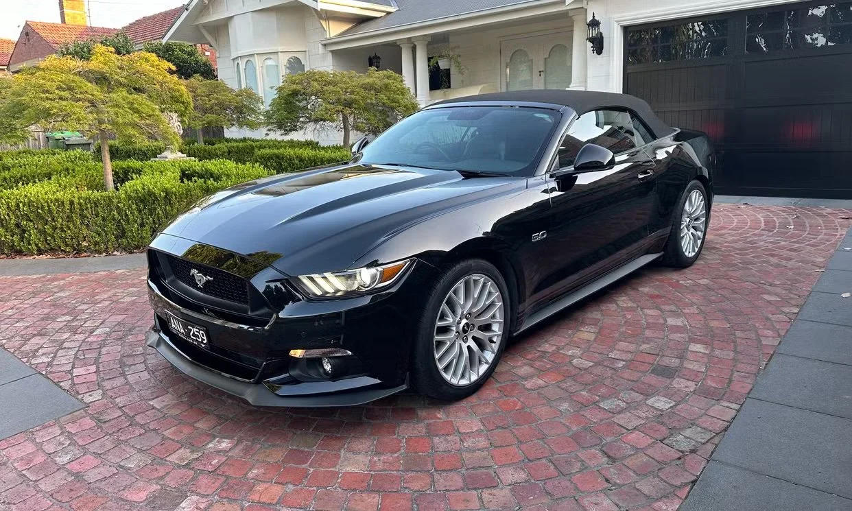 Ford MUSTANG 2017 7.jpeg