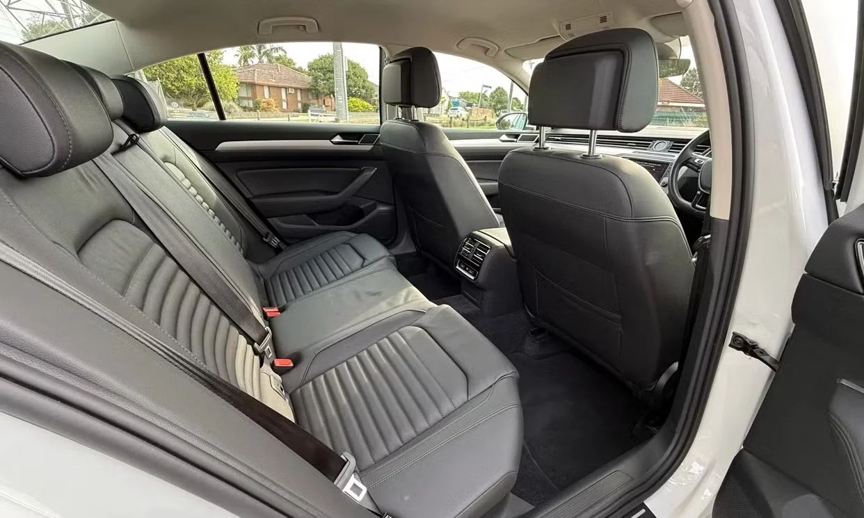 Volkswagen PASSAT 2017 5.jpeg