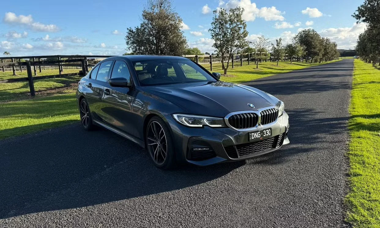 BMW 3 SERIES 330i 2022 4.jpeg