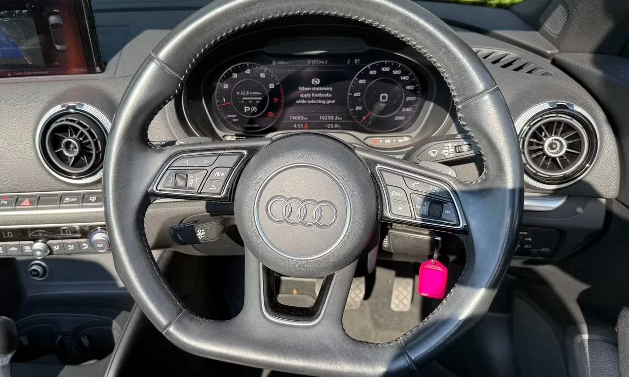 Audi A3 2016 8.jpeg