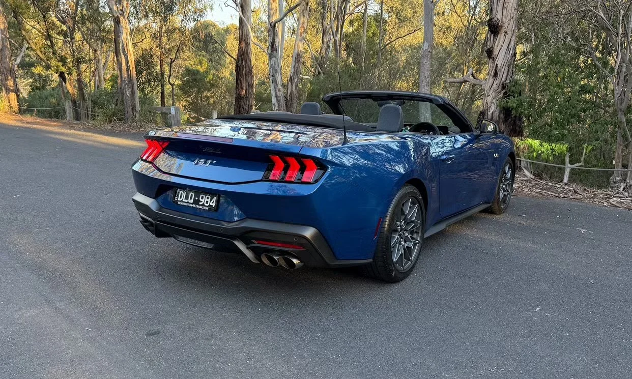 Ford MUSTANG 2024 9 copy.jpg