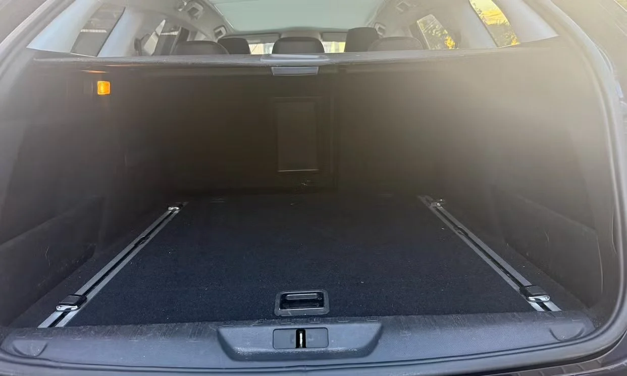 Peugeot 308 2015 9.jpeg