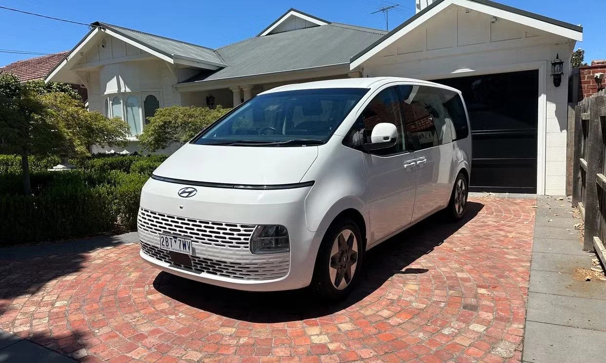 Hyundai STARIA 2021.jpeg