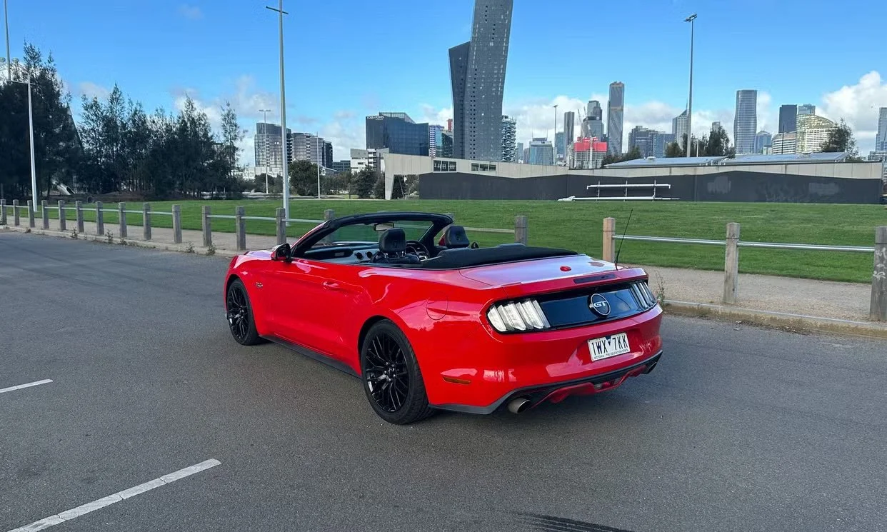 Ford MUSTANG 2016 6.jpeg