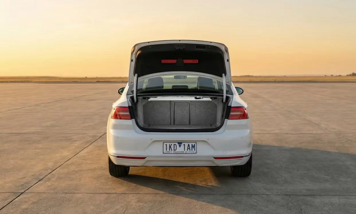 Volkswagen PASSAT 2017 6 copy.jpg