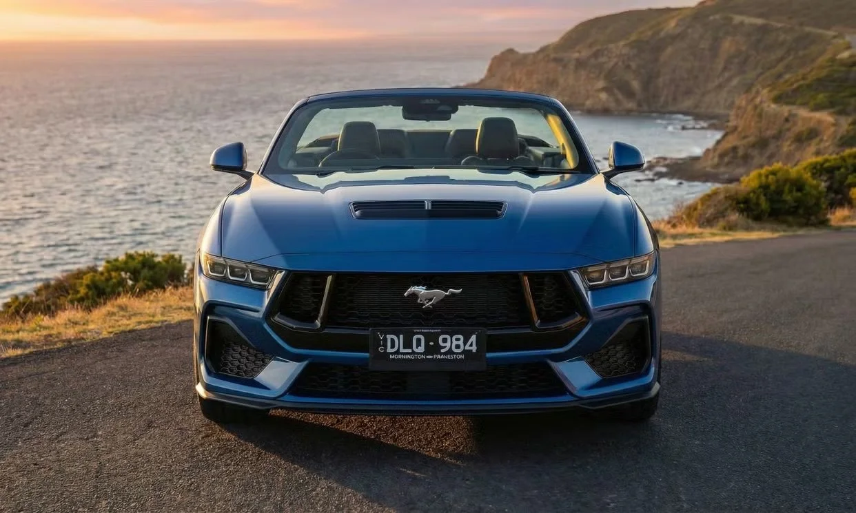 Ford MUSTANG 2024 3 copy.jpg