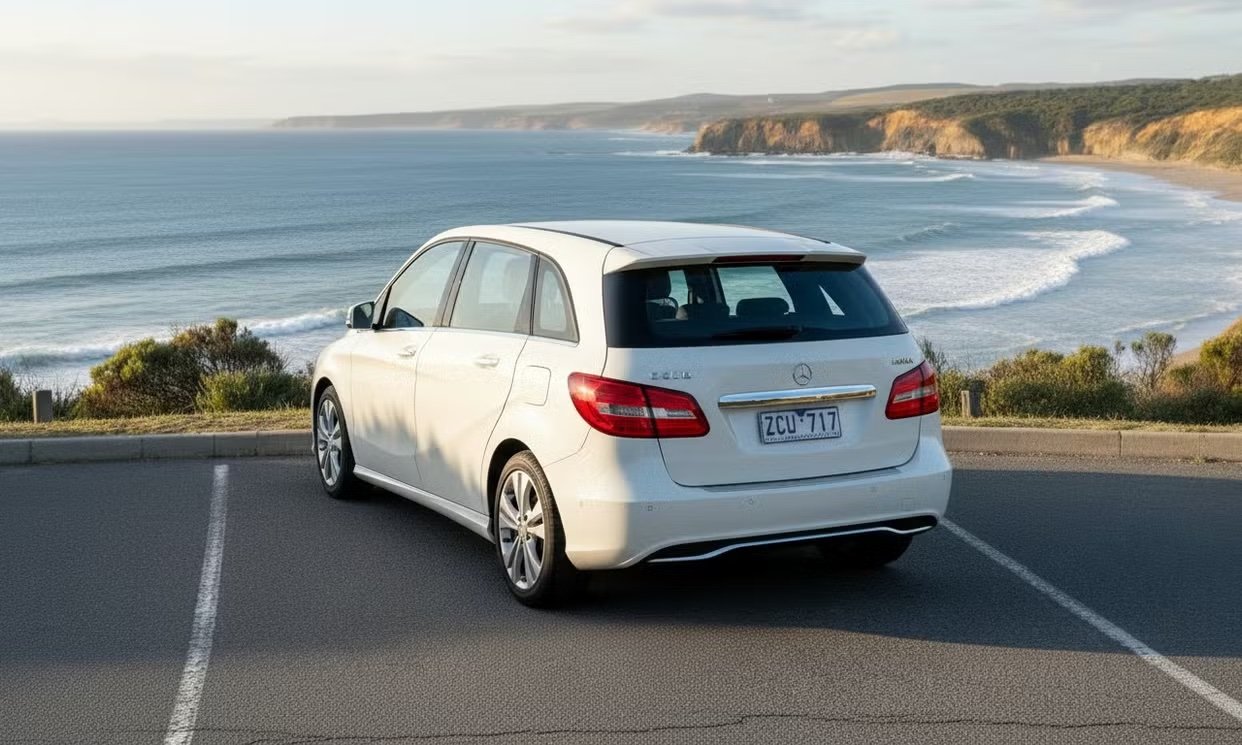 Mercedes-Benz B-CLASS 2015 5.jpeg