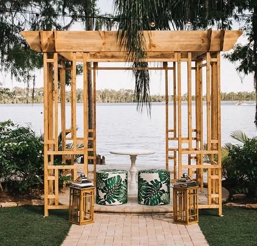 8'x8' with 8'1/2 Height