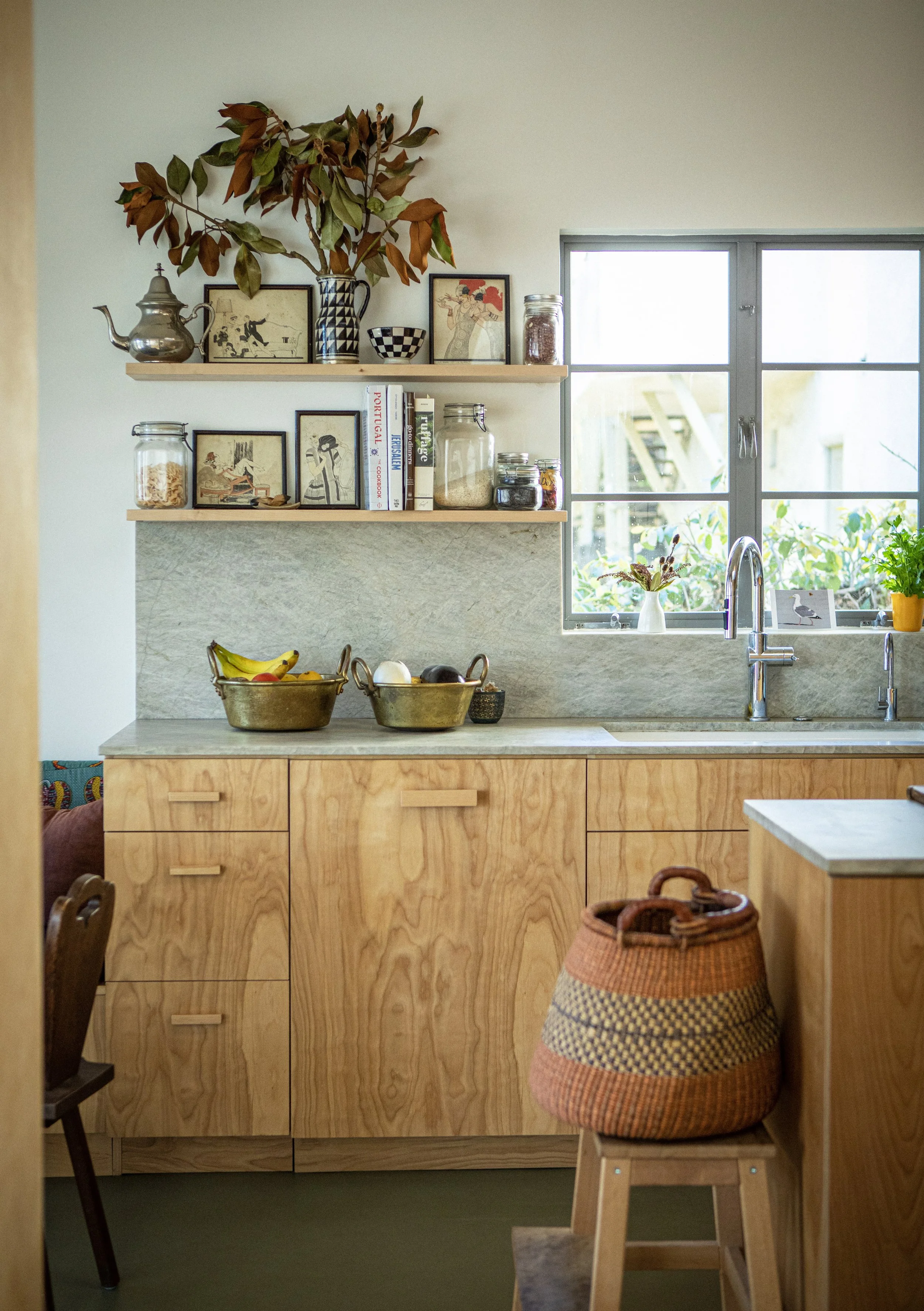 Silverlake Kitchen by Loaf
