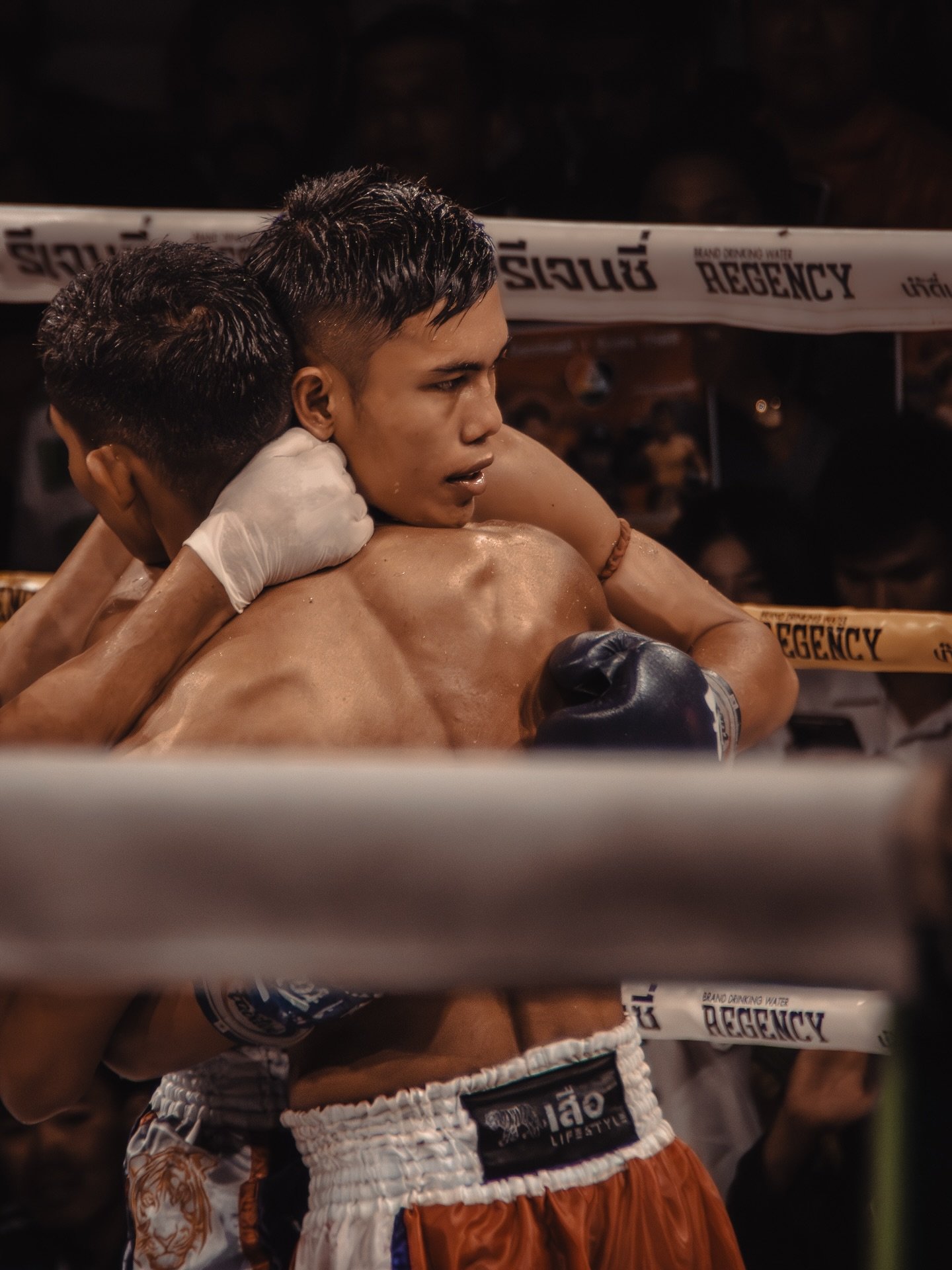หัสดี ตี๋น้อยคชิน vs เด่นเมืองจันท์ ป. มงคลอินทร์ (Hasdee Teenoi Kachin vs Denmuangchan P. Mongkolin)
.
.
.
#muaythaiphotography #nakmuay #nakmuaythai #muaythai #photography