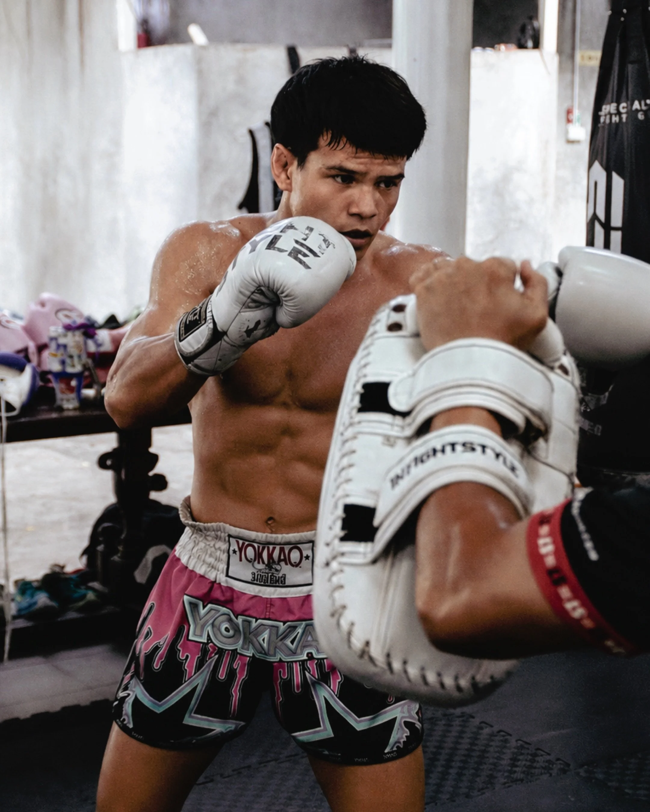 Somdet started fighting at 8 years old for 150 THB a fight.

Years later, through thousands of rounds and hundreds of fights, he&rsquo;s become one of the most respected fighters and coaches in the sport. 

#muaythaiphotography #muaythai #nakmuaythai