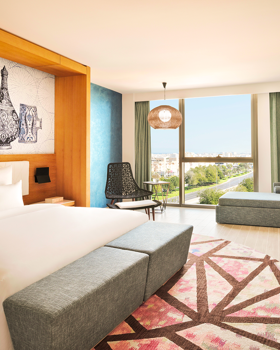 Early Bird Moments Await – Save 30%