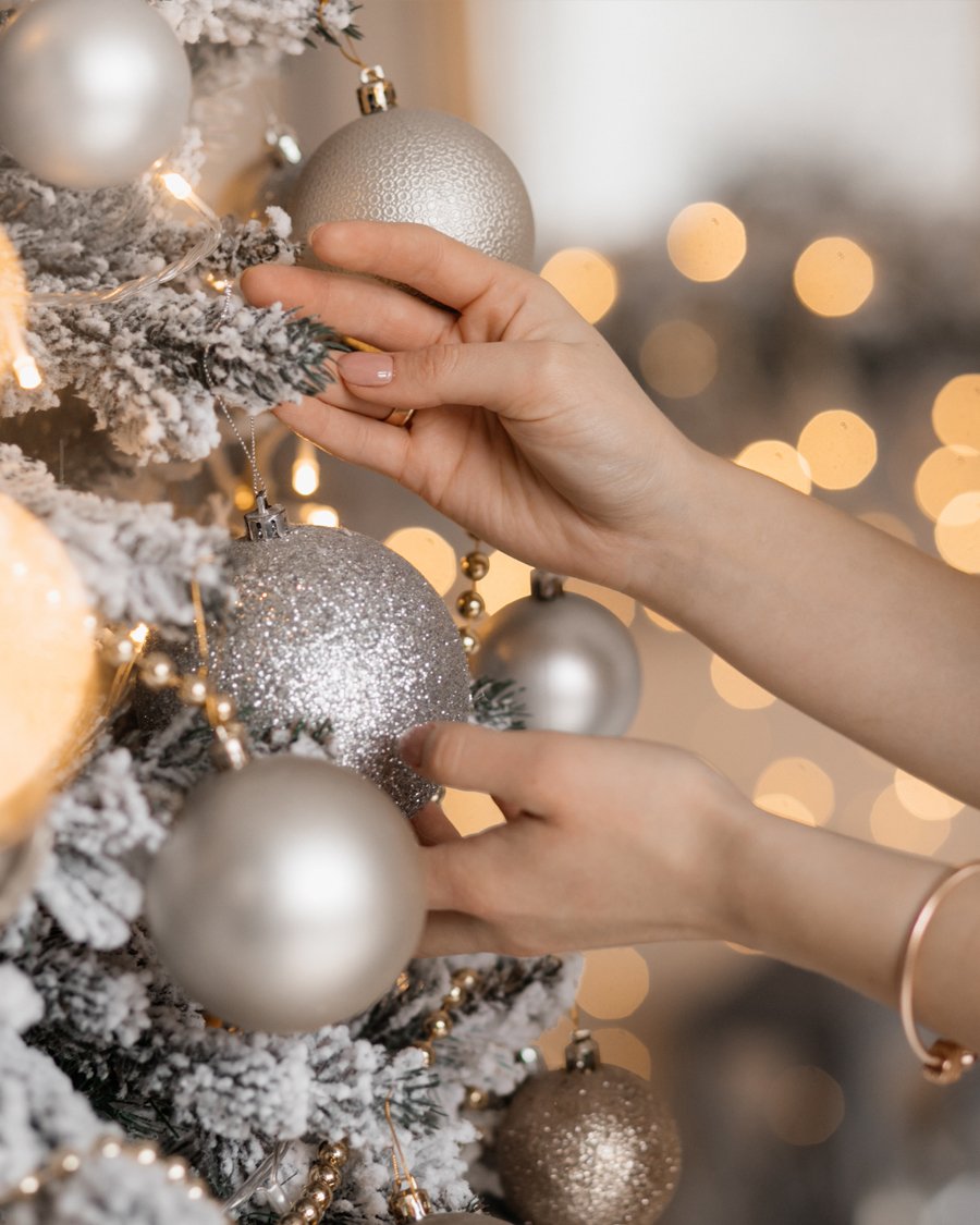 TreeLighting-900x1125.jpg