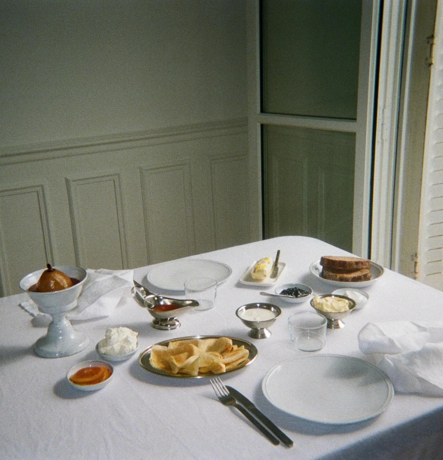 Breakfast for 2 

🥞🍽️🥛

#tableecanteen