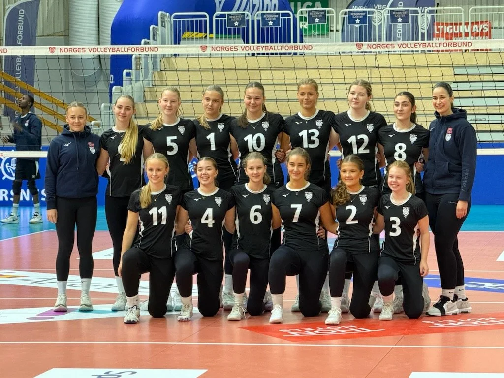 Jentene-i-Regionslaget-Øst-Svart-2026