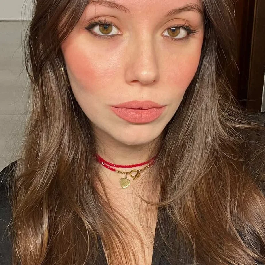 Amore Mio S rossa ❤️

Uno dei tanti modi di indossarla✨