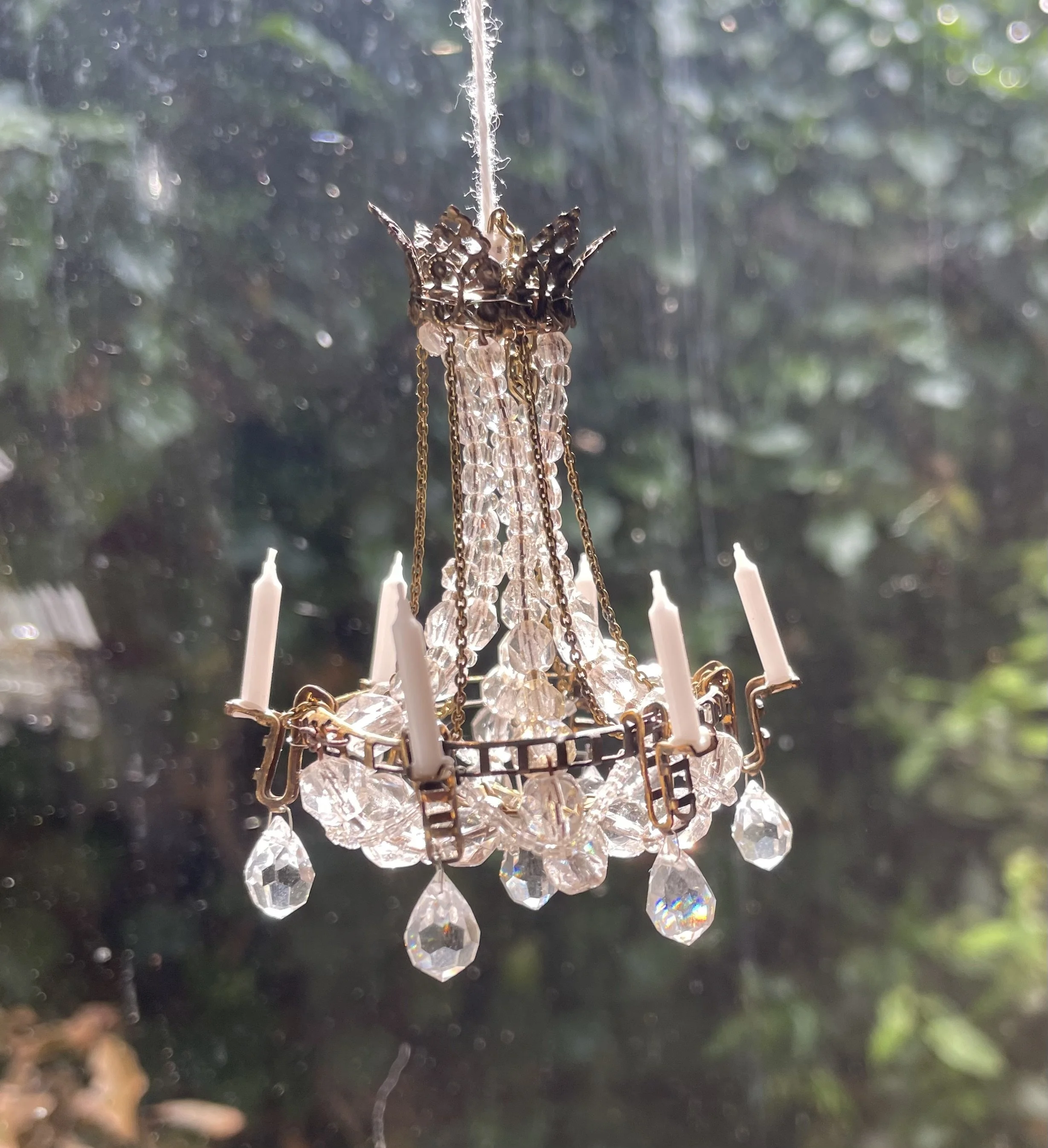 6 arm chandelier ( non electrified )