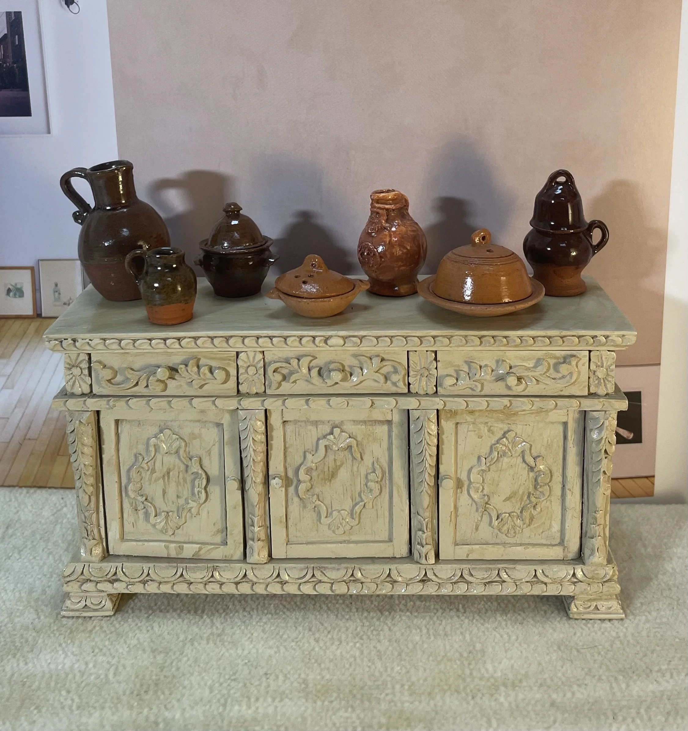 Selection of terracotta & earthenware pieces