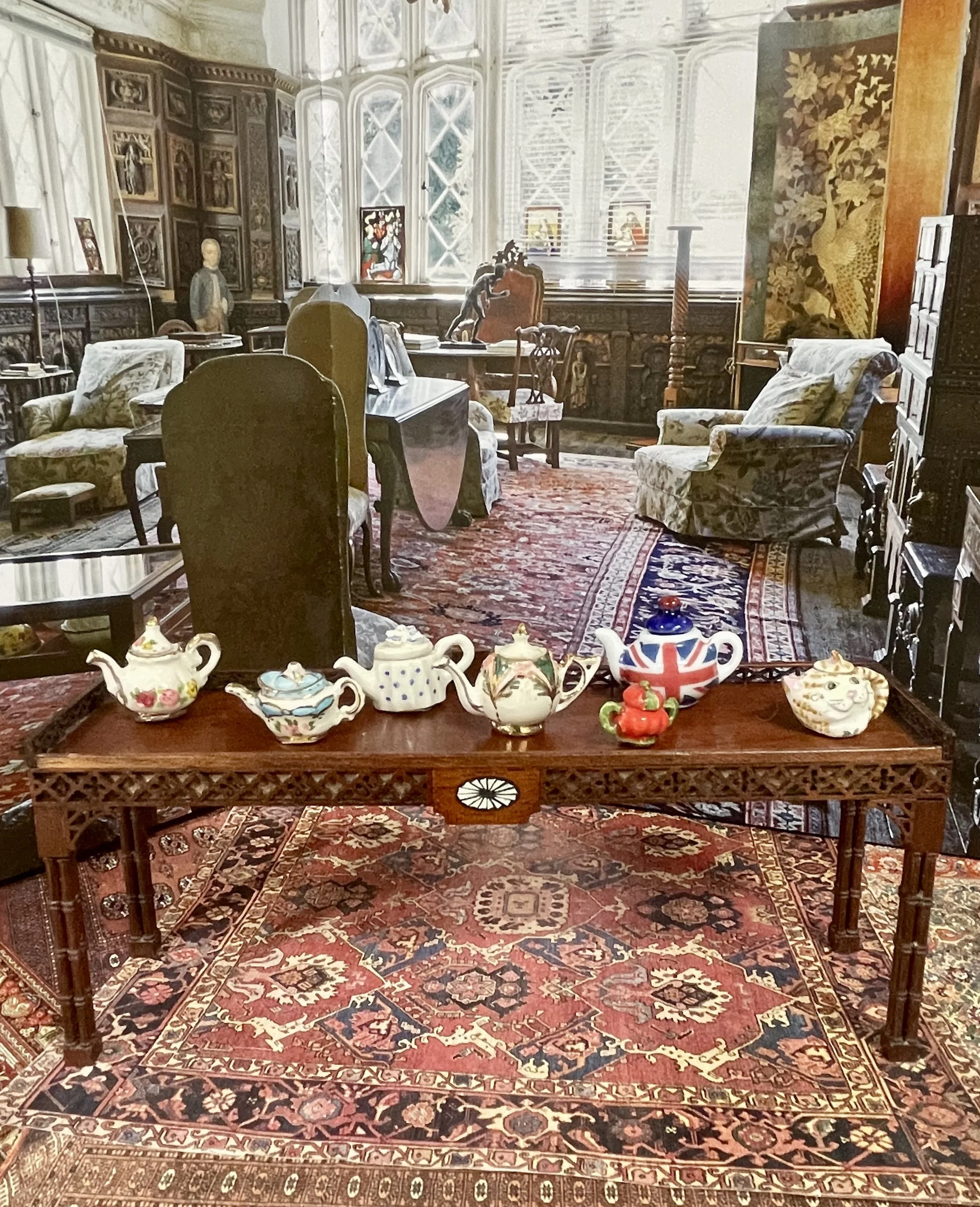 Selection of decorative china