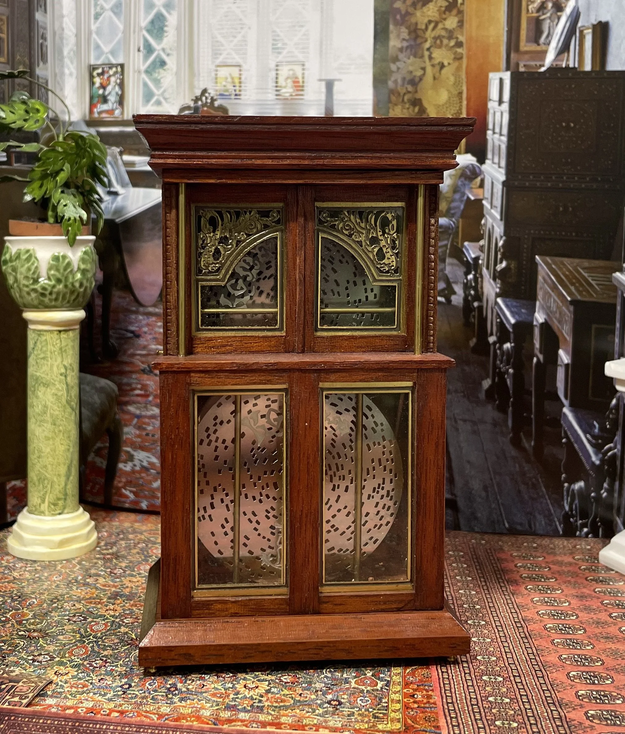 Musical box cabinet