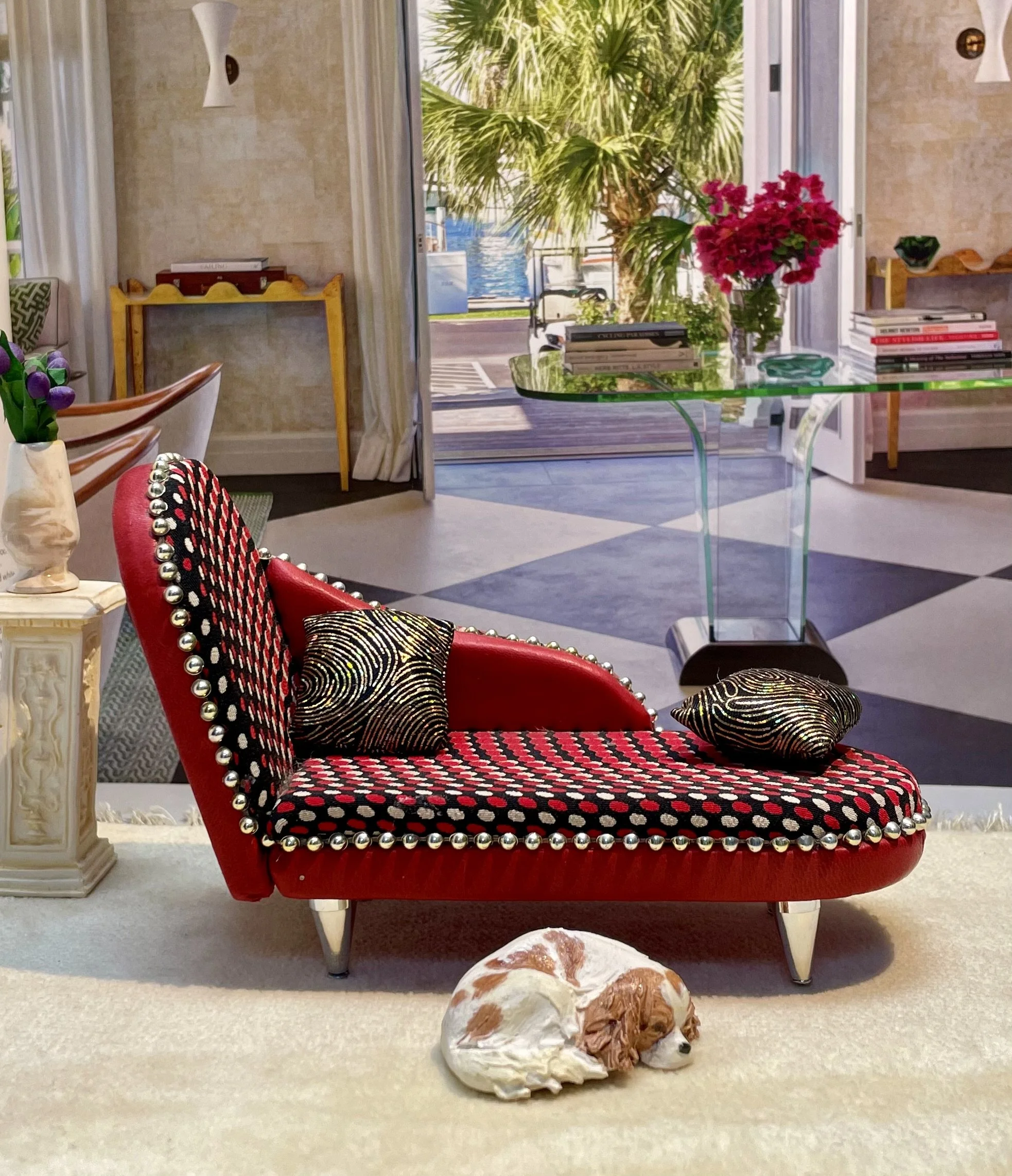 Bedazzled chaise longue