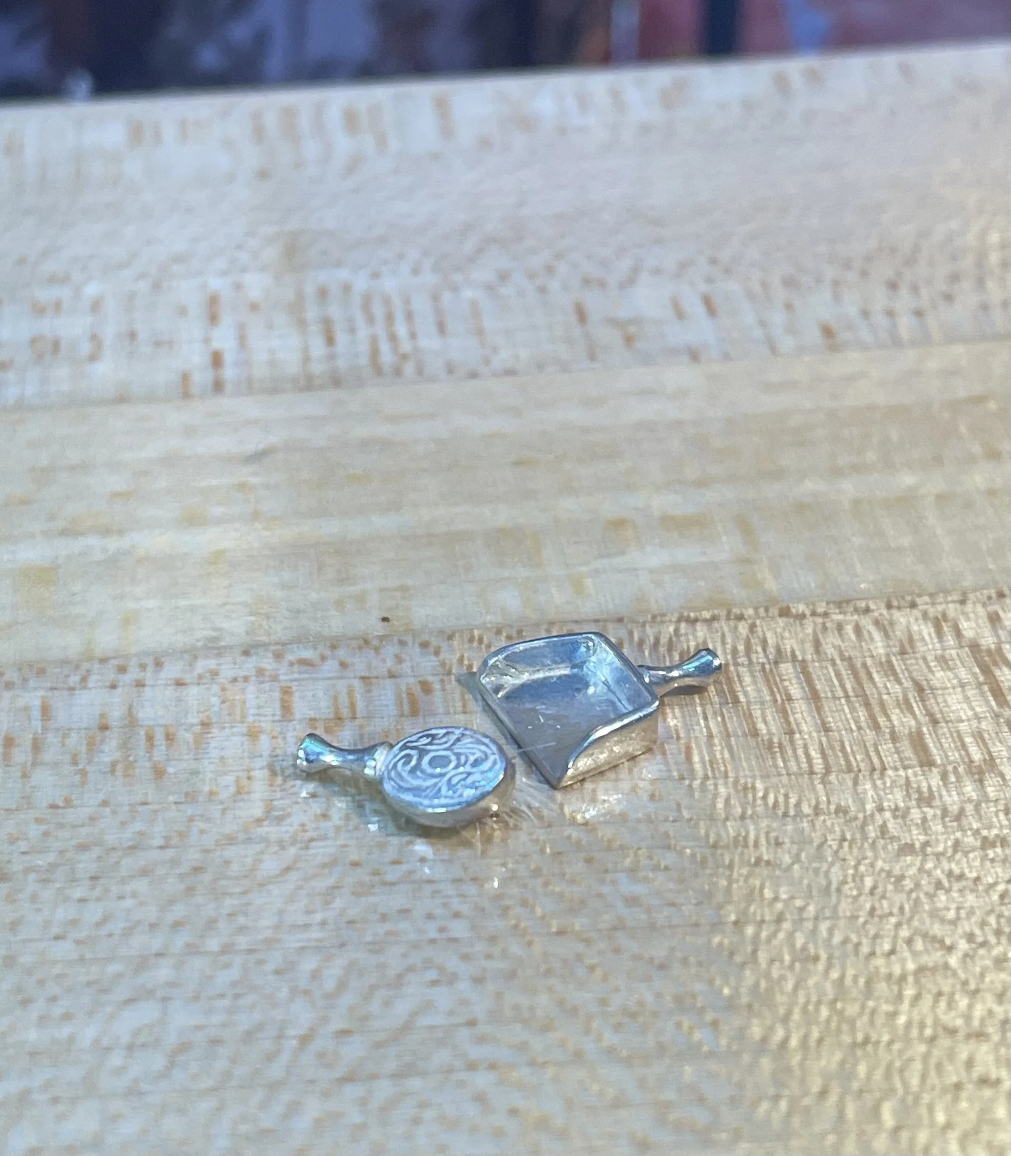 Table crumb brush & pan.