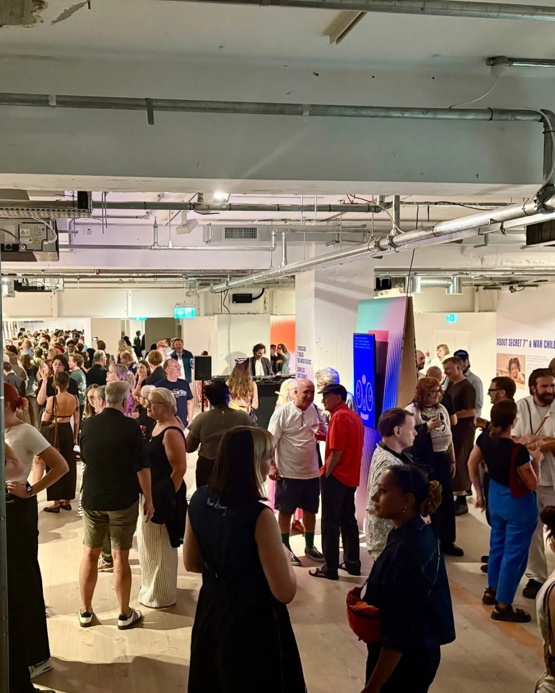 Really lively and busy Private View last night to open the @secret7s auction/exhibition launch! 
.
Took me a while to spot my work amongst so many, was good to see and such a variety of covers. 🎨
.
I had been hoofing it all over London (around 9 mil