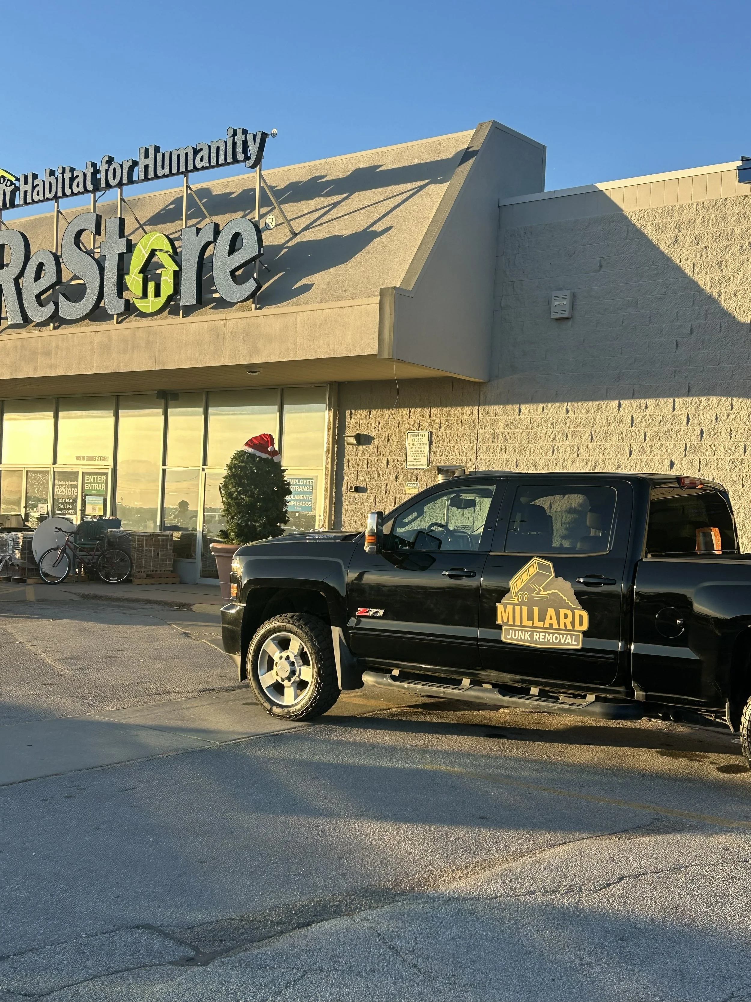 Top 5 Omaha Donation Centers for Furniture &amp; Household Items