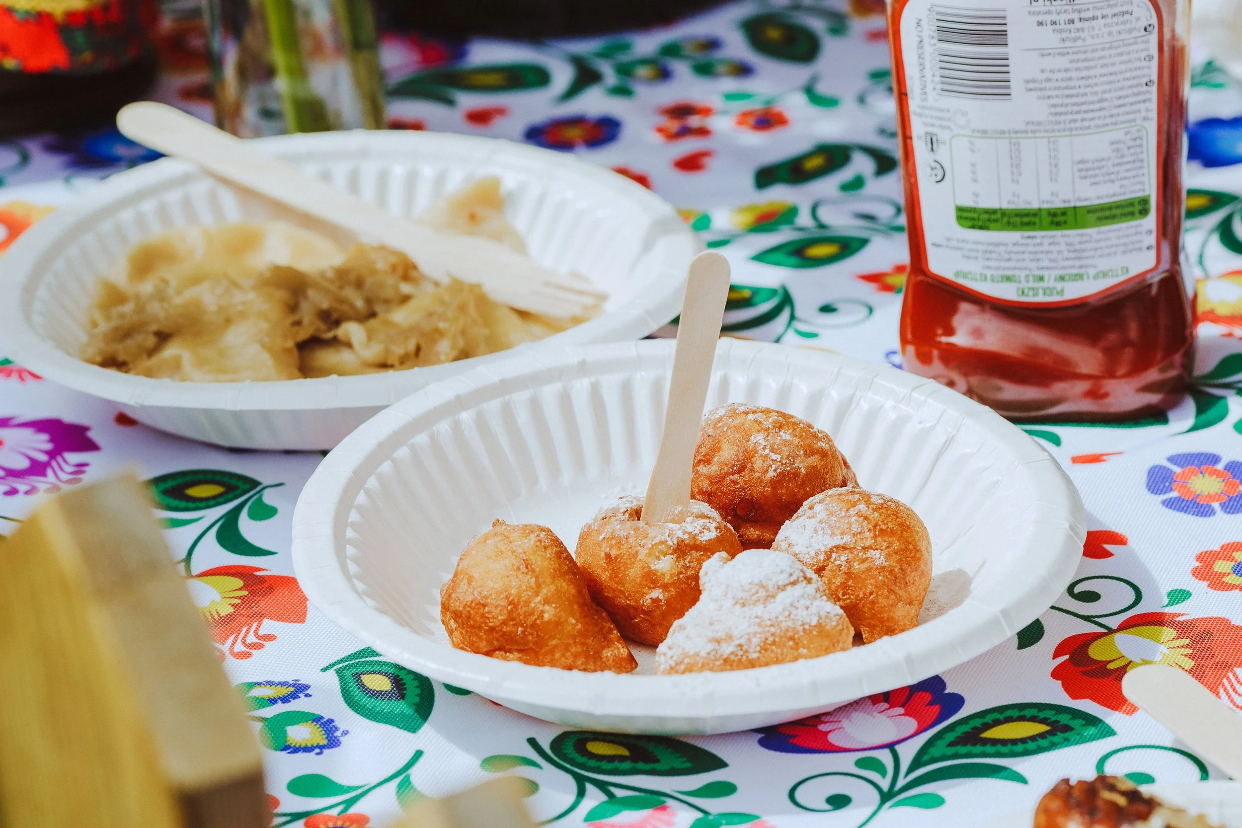 Stoppested Verden internasjonal barnefestival. Matretter.