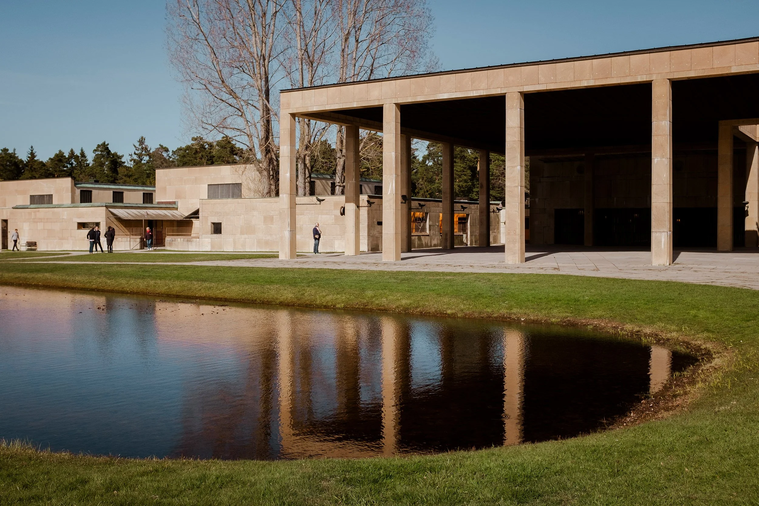Skogskyrkogården i Stockholm. Monumenthallen.