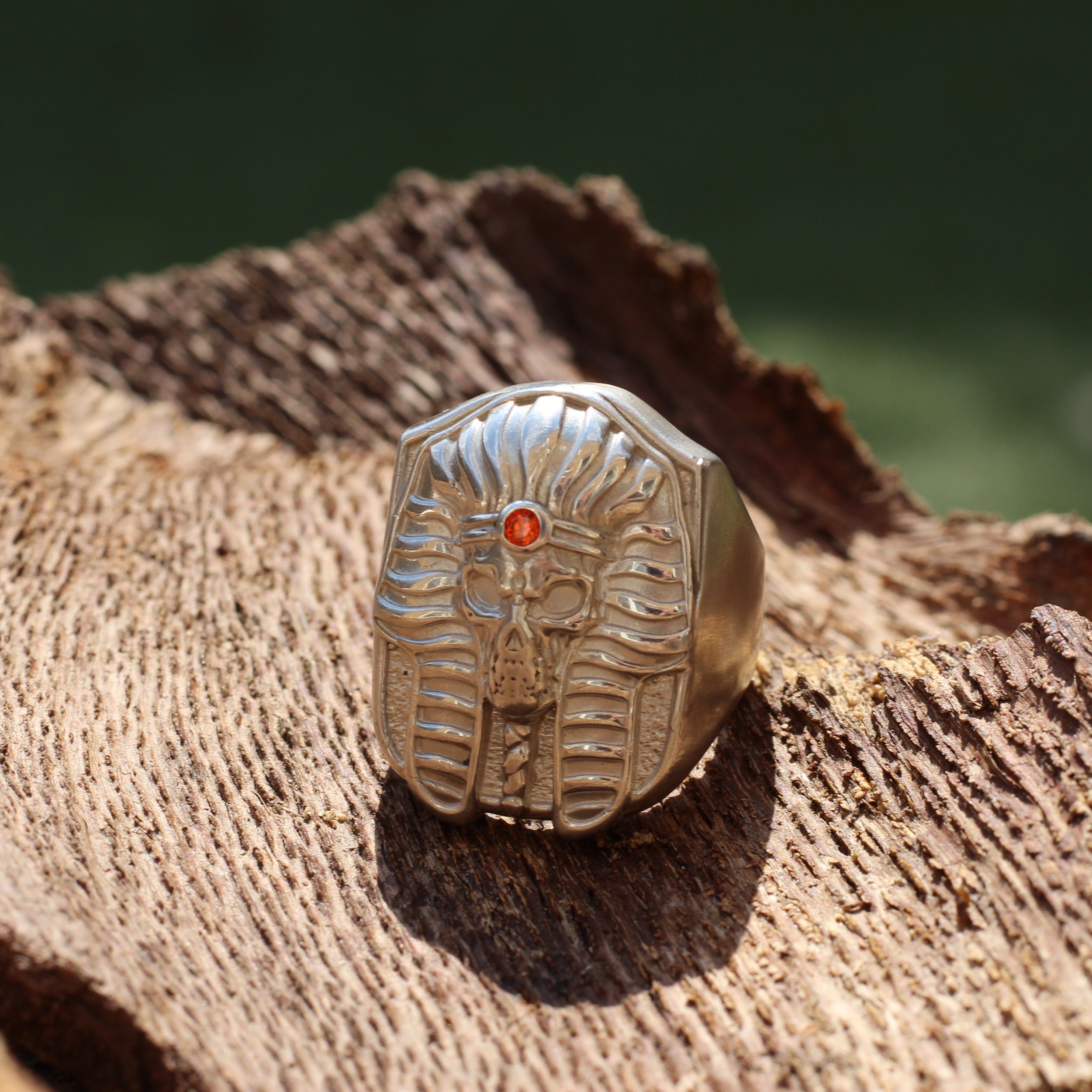 SilverPharohRing6.jpg