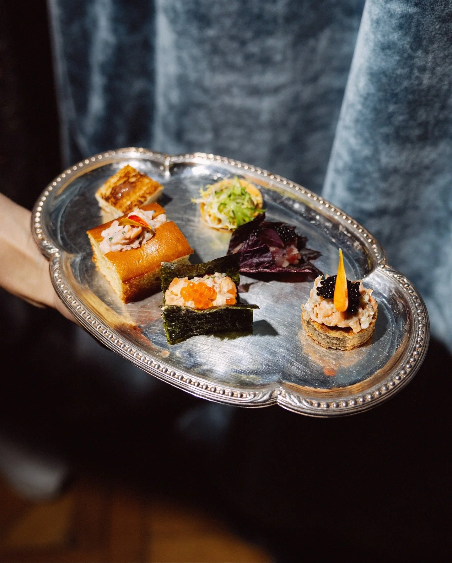 Nhomade for Volzhenka x Caron

Caviar, fragrance, and flavour: a Paris encounter crafted by @_zakmat made to be remembered at The Volzhenka private apartment, celebrating Caron&rsquo;s latest creation, Atmah..

📷 @anastasia_rokhlenko 
#parisevents #