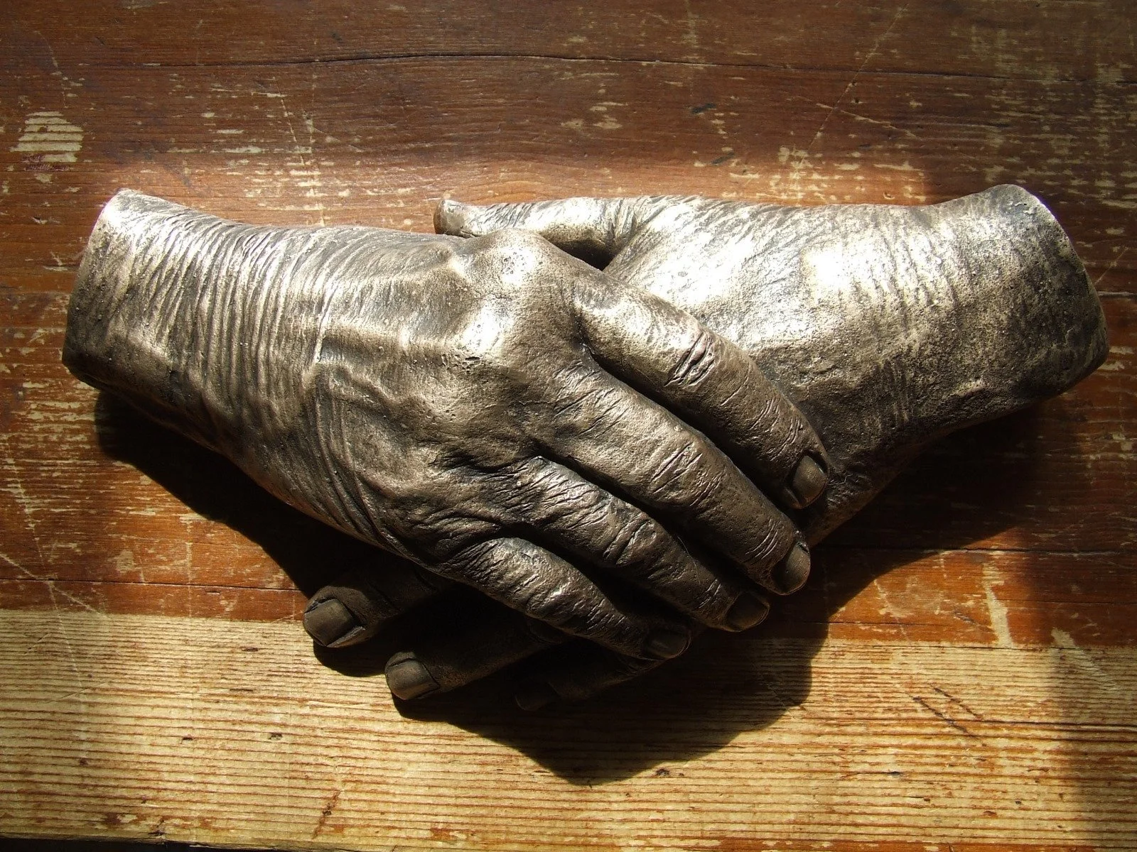 Bronze hand cast, 2024.
