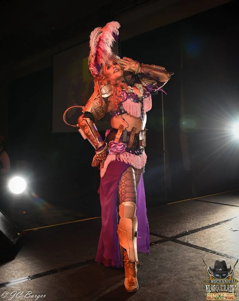 coin slot dancer.jpg