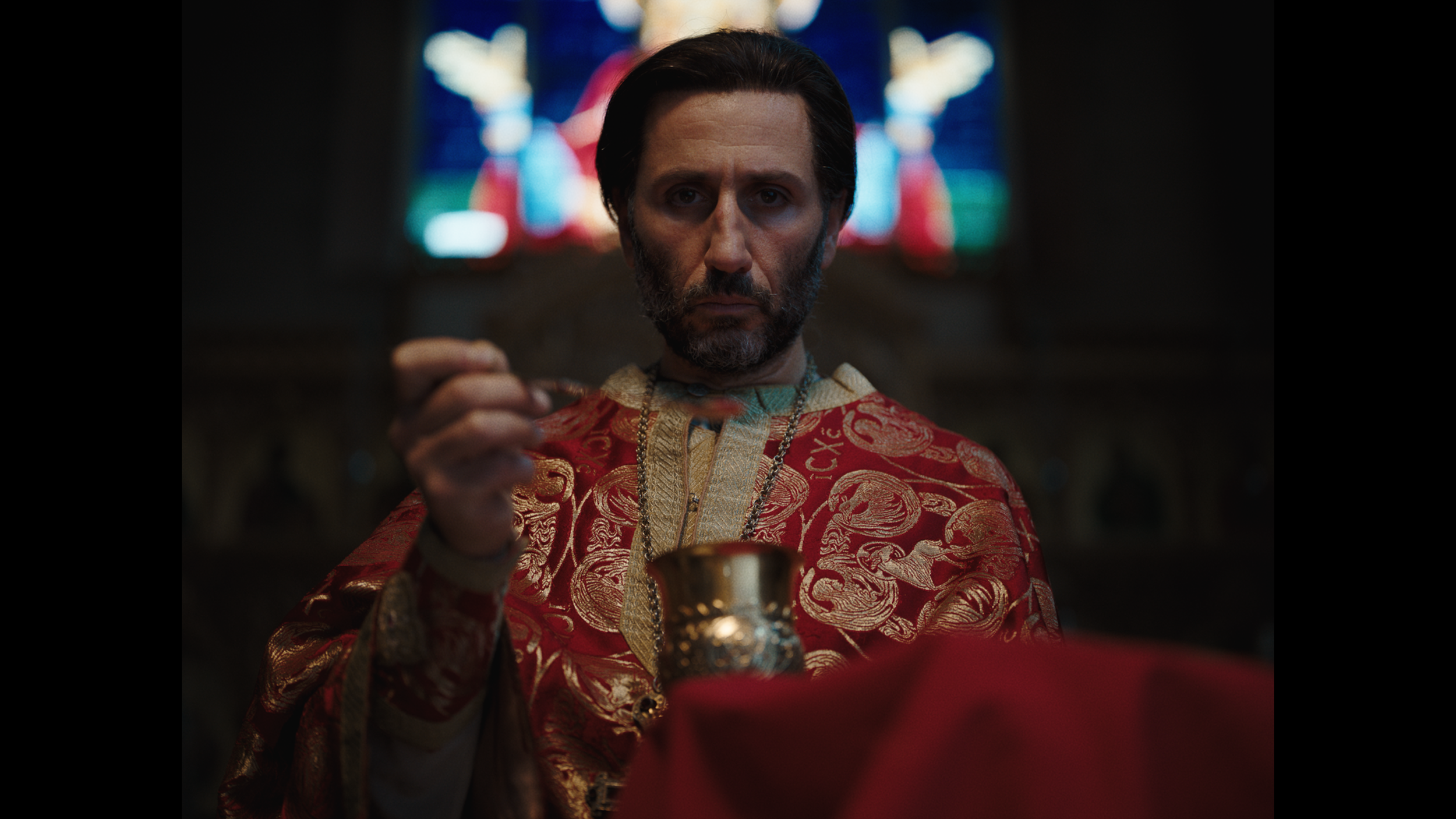 003_Blood_1440x1080_24fps_Conform_CK_r20_01_01_19_01_resized.png