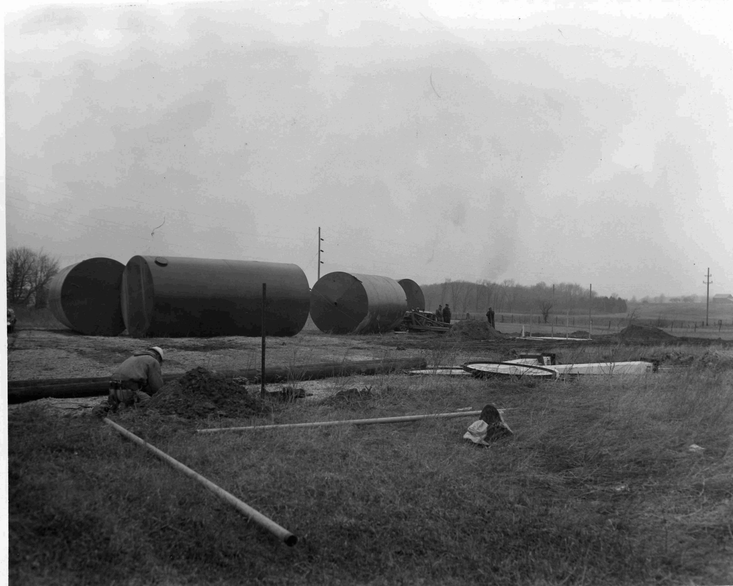 Tank Setting Scottville 027.jpg