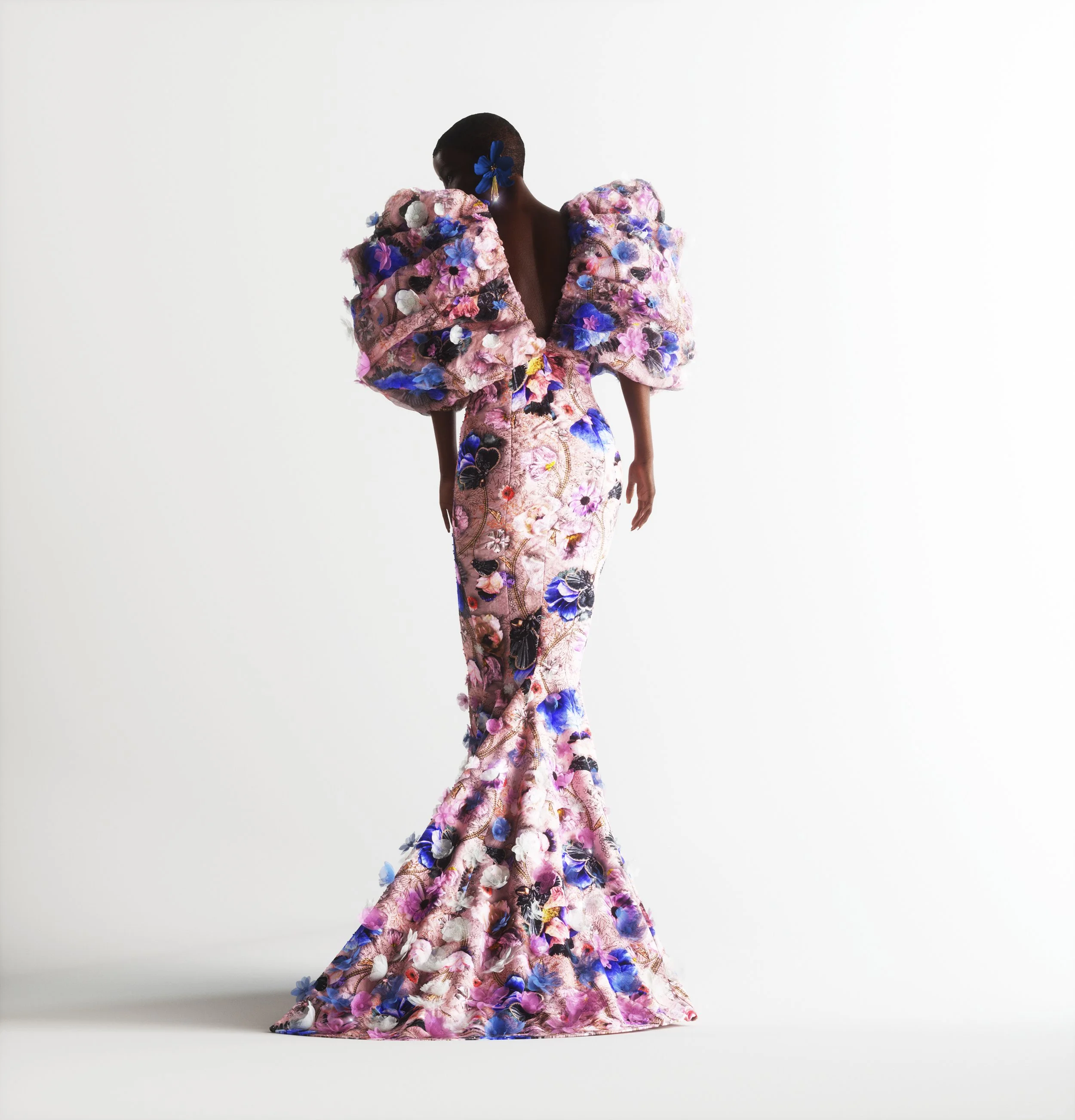Look 06 — Back