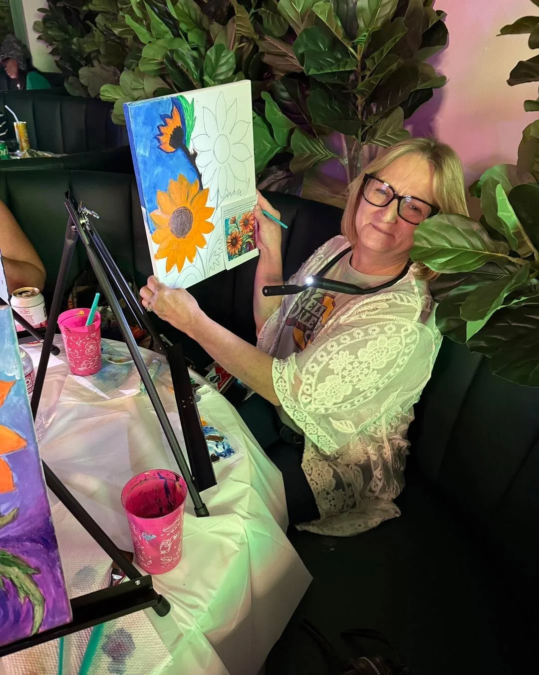 Brushes flew and colors bloomed! 

#emeraldcitycannabis #PuffAndPaintInFortWorth #PuffAndPaint #thingstodoinfortworthtexas #paintandsipfortworth #paintpartyfun #fortworthevents