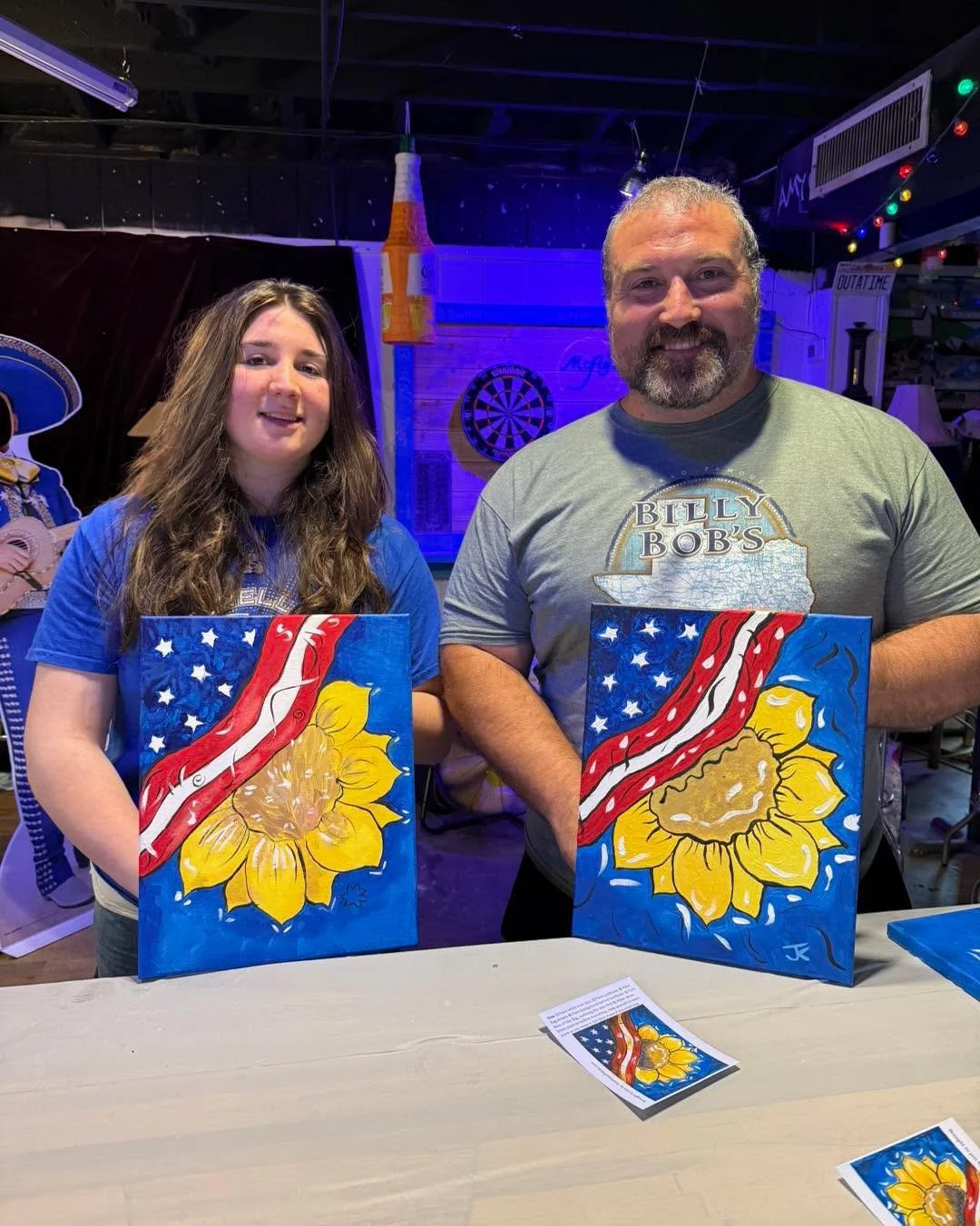 Patriotic painting at McFly's Pub  #cowtownpaints #mobilepaintparty #thingstodoinfortworthtx