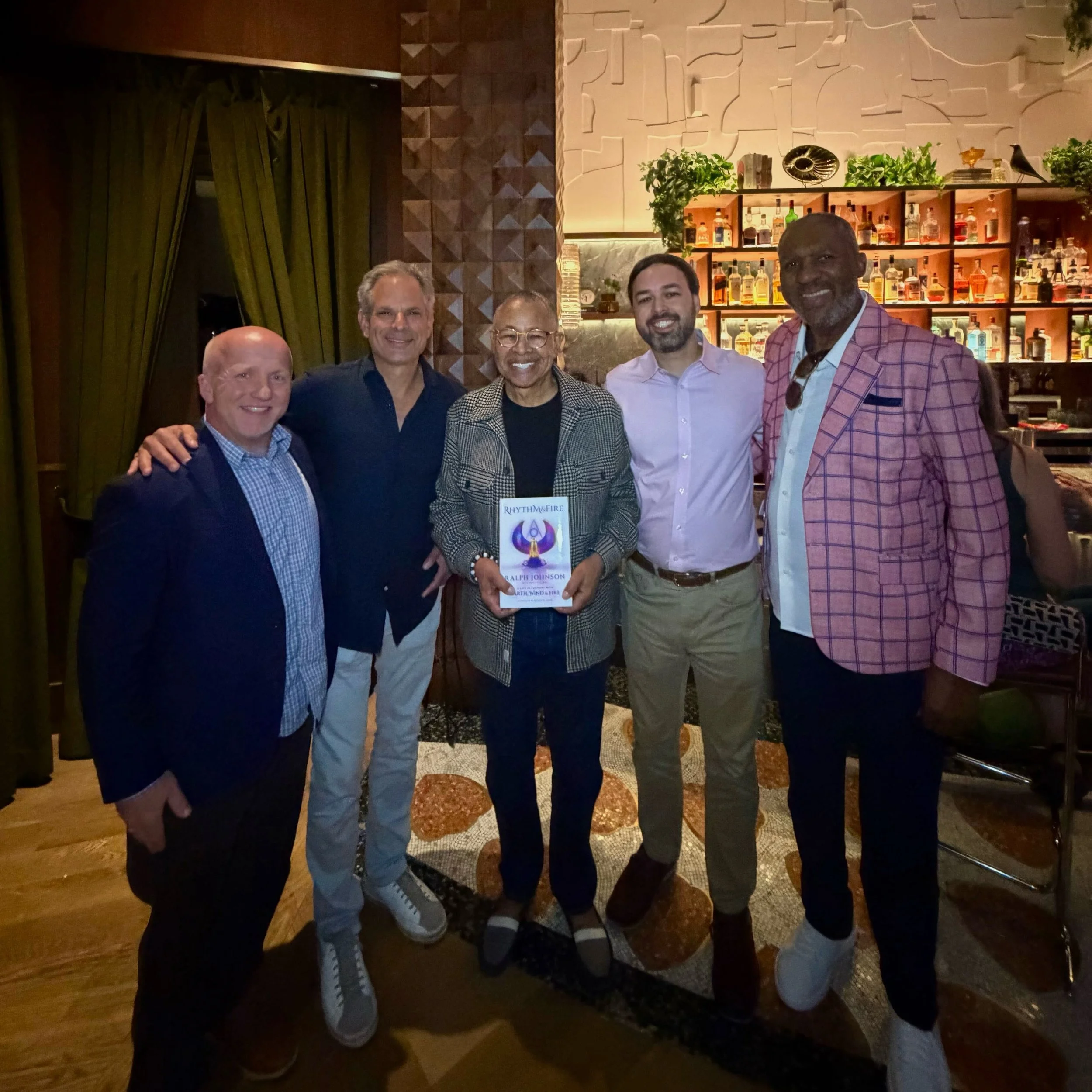 What an unforgettable evening with Ralph Johnson at Barnes &amp; Noble Union Square! 🎉📖

On Thursday, June 4th, Earth, Wind &amp; Fire percussionist and vocalist Ralph Johnson sat down with Tour&eacute; to discuss his new book RHYTHM &amp; FIRE: A 