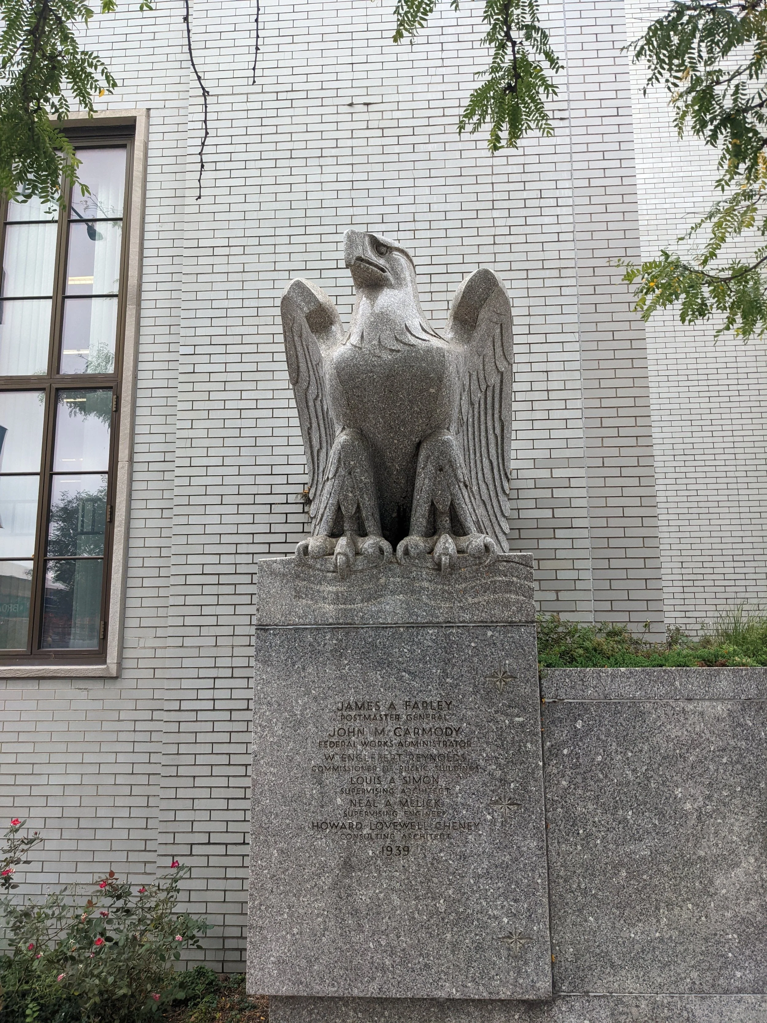 Post Office in Uptown, Chicago. Not my best composition.