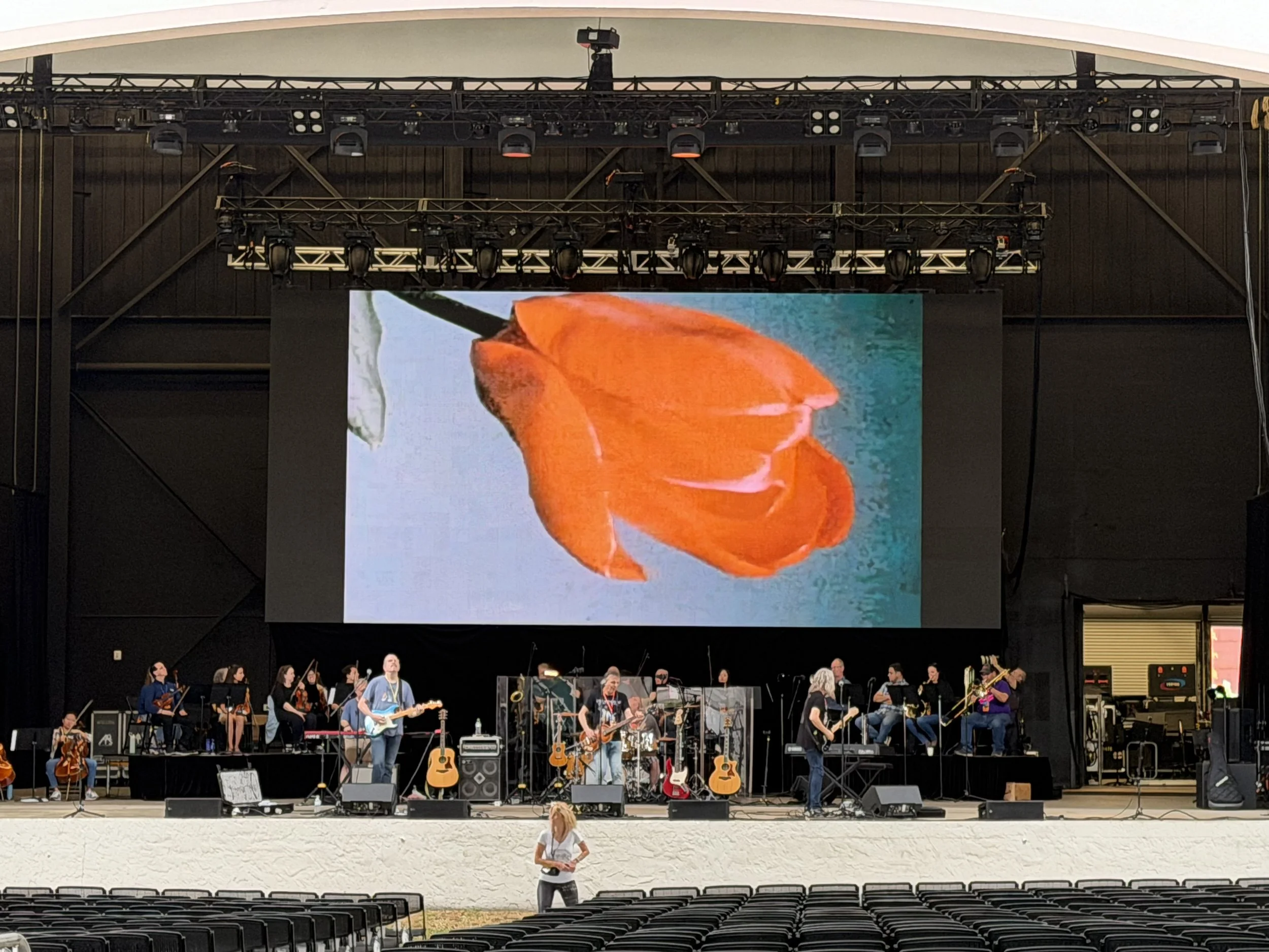 Choosing the Right Corporate Meeting AV Solutions for Professional Presentations