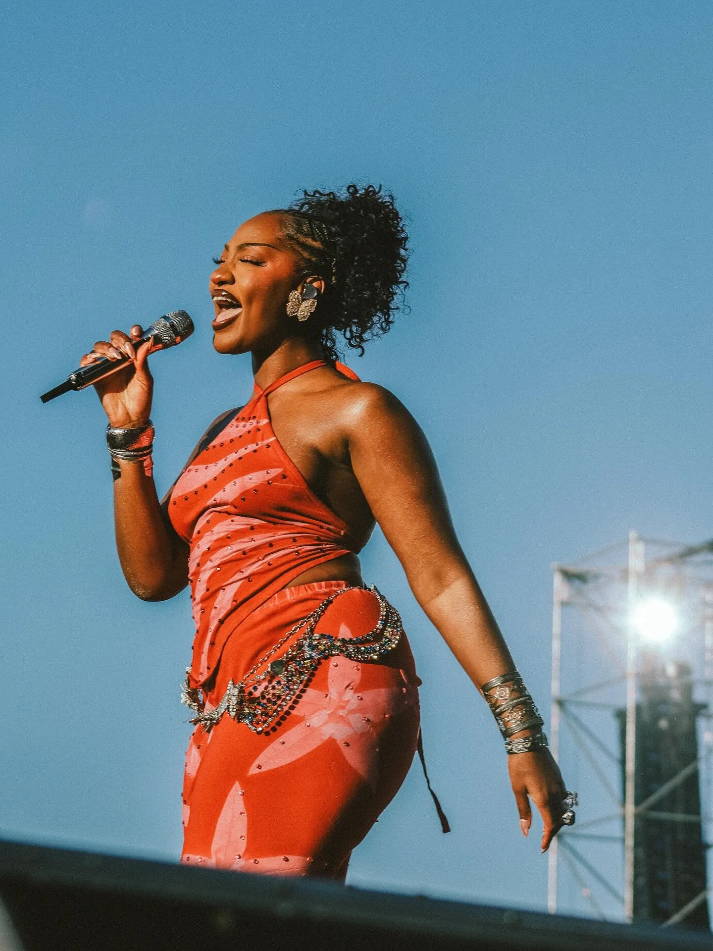 🎸 A weekend of pure music energy 🎤

Here&rsquo;s a visual recap of Lollapalooza Paris 2025 &mdash; from electrifying performances to a buzzing crowd and blazing summer vibes.

An unforgettable edition filled with rhythm, diversity, and most of the 