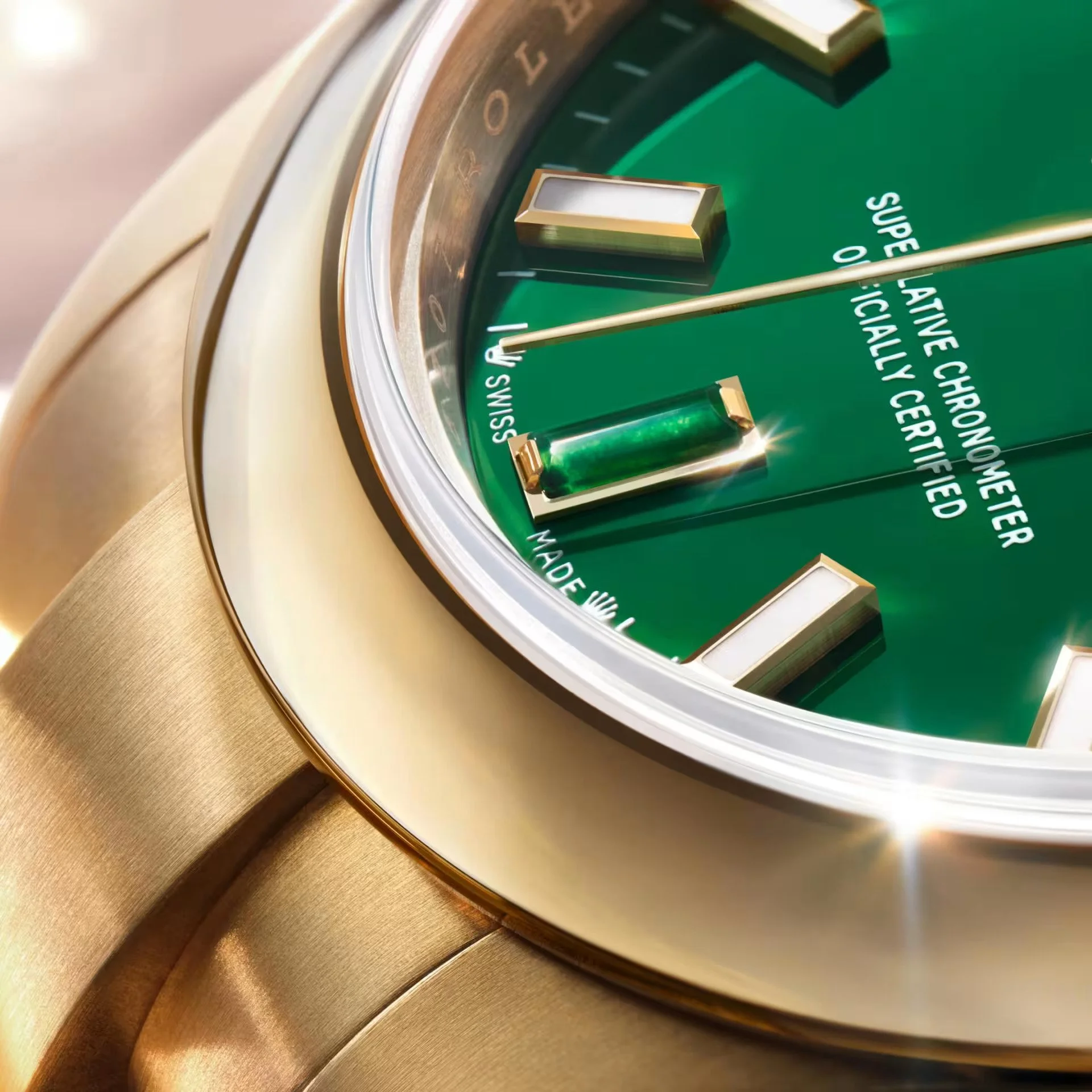 rolex-new-watches-2026-the-oyster-perpetual-28-roller-loop-m276208-0002-focus-dial-pop-in.jpg